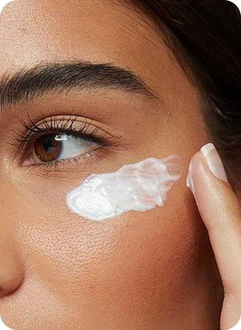 How to Use Under Eye Cream? Expert's Guide for Youthful Eyes