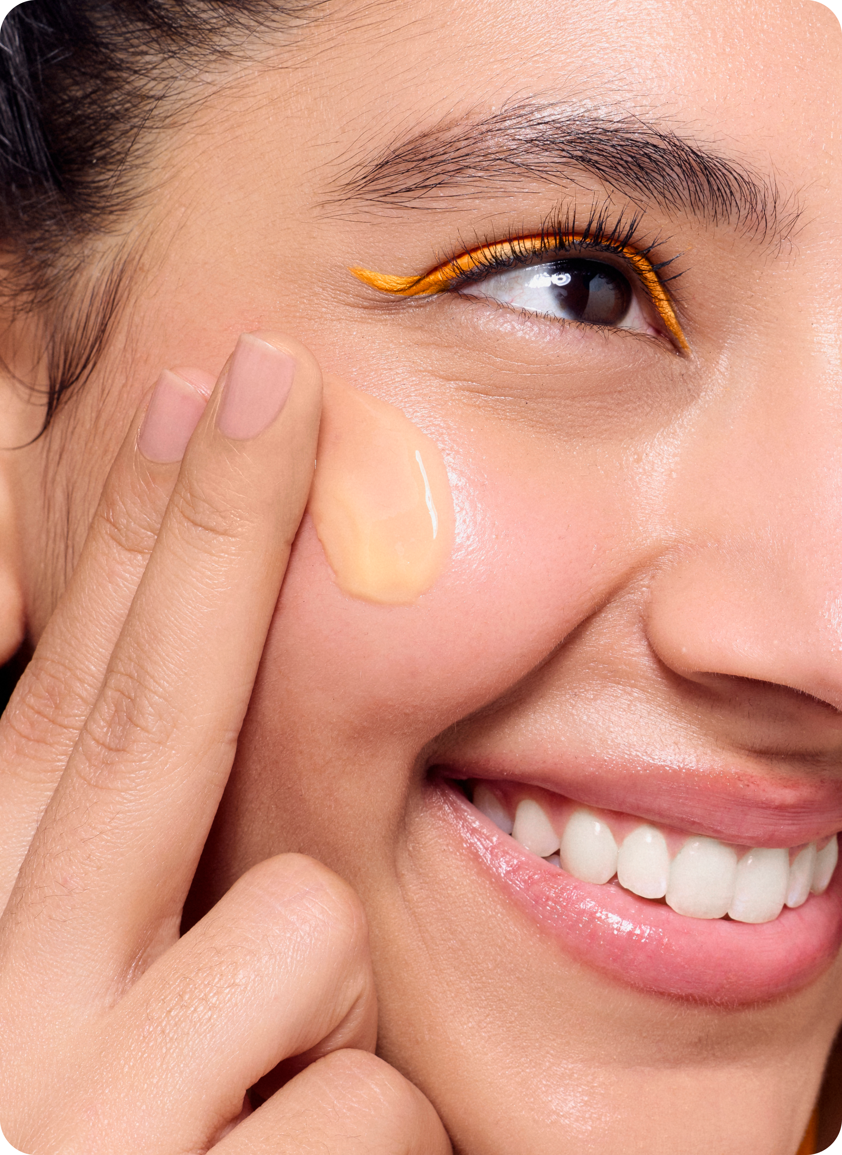 Can You Use Azelaic Acid with Vitamin C?